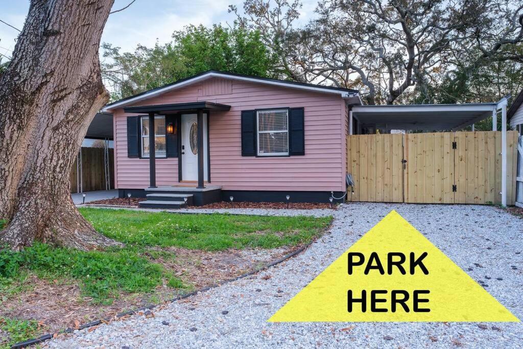 Вилла House Near Tampa Zoo And Busch Gardens, Free High Speed Wifi Экстерьер фото